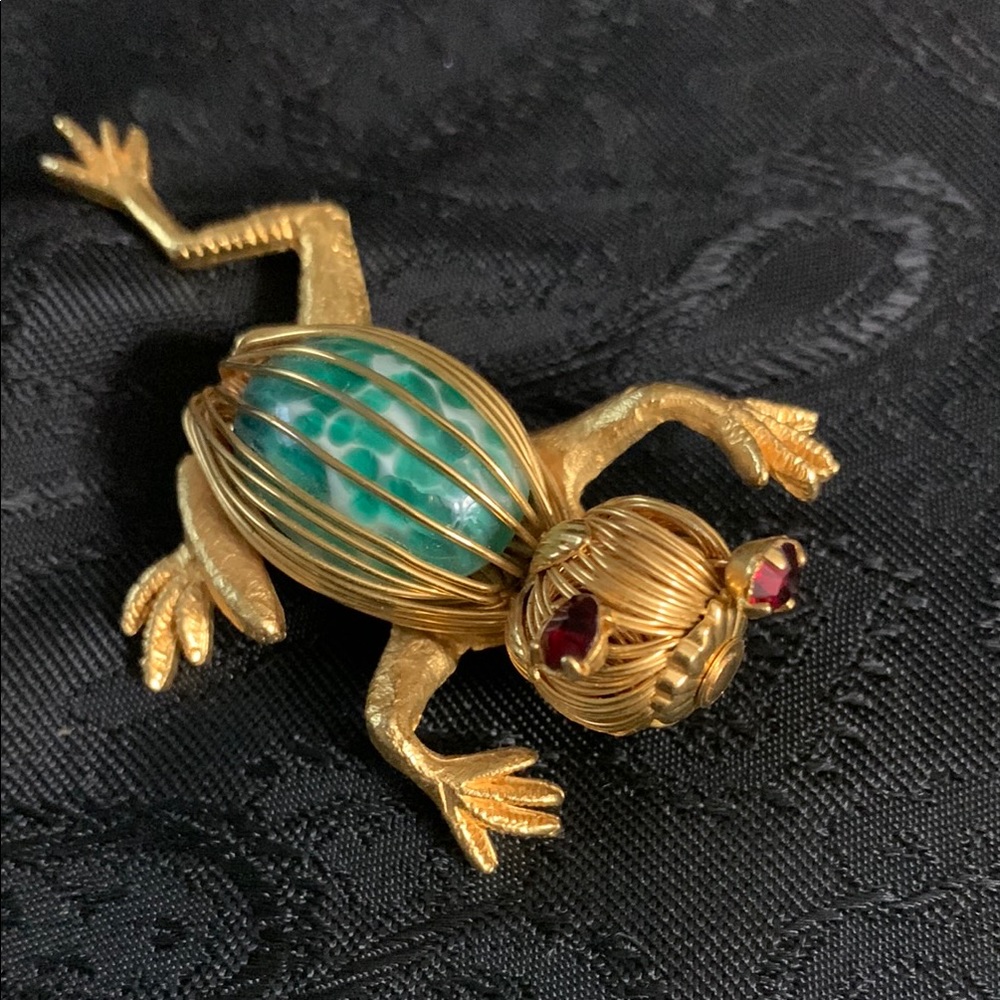 Gold Frog Pin/Brooch with Wired Green Bead Body and Red Crystal Google Eyes